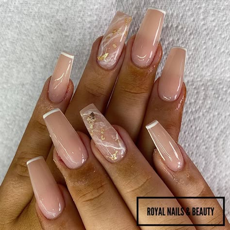 White And Gold Nails Acrylic Short, Short Square Marble Nails, Nuetral Prom Nails, Nude Marble Acrylic Nails, Nude Marble Nail Designs, Nude Bridesmaid Nails, Beige Marble Nails, Nude Gel X Nails, White And Gold Marble Nails