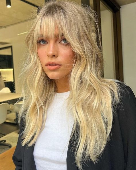 Long Blonde Shag with Wispy Bangs Blonde Hair With Fringe, Bangs 2022, Blonde Fringe, Hair Curtain, Bangs Curtain, Tan Skin Blonde Hair, Blonde Bangs, Blonde Hair With Bangs, Bangs Straight