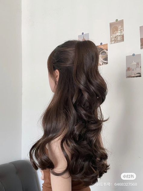 Hair Inspiration Long, Hairstyles For Layered Hair, Hairstyle Inspo, Hair Stylies, Hair Up Styles, Hairdo For Long Hair, Pretty Hair, Aesthetic Hair, Hairstyles Haircuts