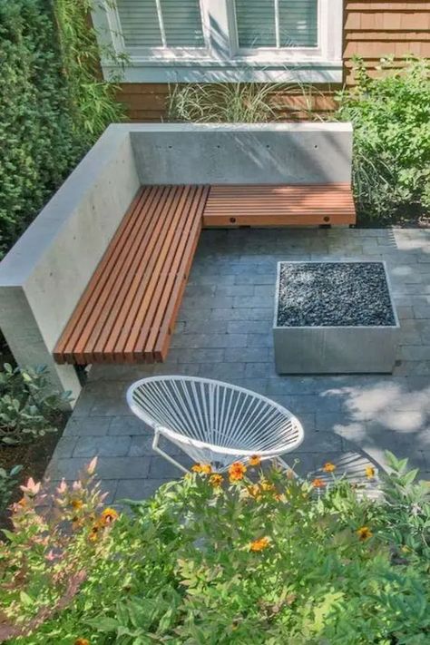 Cheap Fire Pit, Backyard Seating Area, Outdoor Fire Pit Designs, Backyard Seating, Outdoor Seating Area, Garden Types, Diy Fire Pit, Backyard Fire, Backyard Garden Design