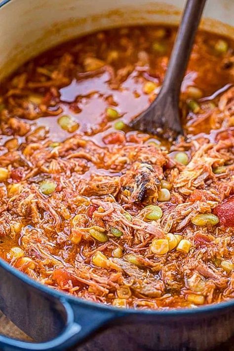 Quick Brunswick Stew - ready in 20 minutes! Pulled pork, chicken, lima beans, corn, chicken broth, BBQ sauce, tomato sauce - throw everything in the pot, bring to a boil and simmer for a few minutes. SO delicious! We made this two weeks in a row. We couldn't get enough of it! YUM! #pulledpork #chicken #bbq #tomatoes #corn #soup #stew #chili Brunswick Stew Crockpot, Stew Crockpot Recipes, Pulled Pork Stew, Best Brunswick Stew Recipe, Pork Stew Recipes, Stew Crockpot, Brunswick Stew, Corn Chicken, Chicken Bbq