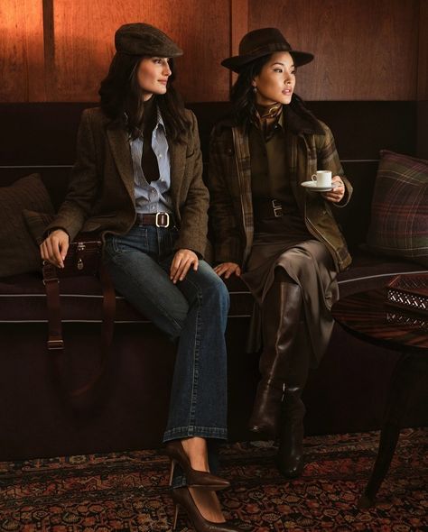 Lauren Ralph Lauren's Fall 2024 Line is Tailoring Tradition Ralph Lauren Outfits Women, Velvet Pantsuit, English Country Fashion, Rosie Huntington Whitley, Polo Ralph Lauren Outfits, Winter Autumn Outfits, Lauren Aesthetic, Ralph Lauren Aesthetic, Countryside Fashion