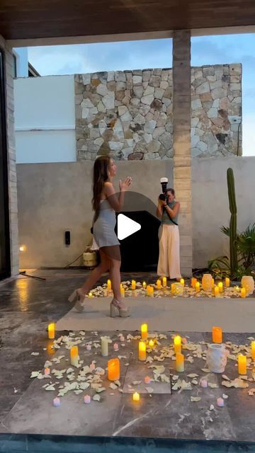 Wedding Forward™ | Bridal Blog on Instagram: "She said YES!❤️⁠ ⁠ ⁠ ⁠ Video: @kassigojcaj⁠ Photographer @mexico_perfect_proposal⁠" Proposal Must Haves, Backyard Proposal Ideas, Proposal Set Up Ideas, Surprise Proposal Pictures, She Said Yes Engagement, Proposal Video, Proposal Videos, Proposal Pictures, Perfect Proposal