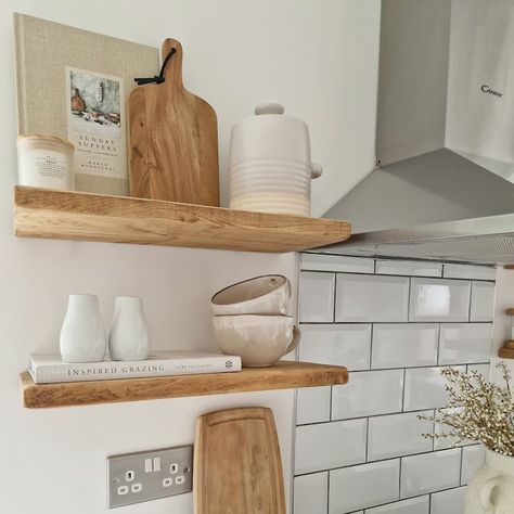 Shaker Kitchen Shelves, Kitchen End Shelves, White Kitchen Wooden Shelves, Wooden Kitchen Shelf Ideas, Kitchen Wall Shelves Decor, Wood Shelf Unit, Kitchen Oak Shelves, Wooden Floating Shelves Kitchen, Kitchen Floating Shelf Decor