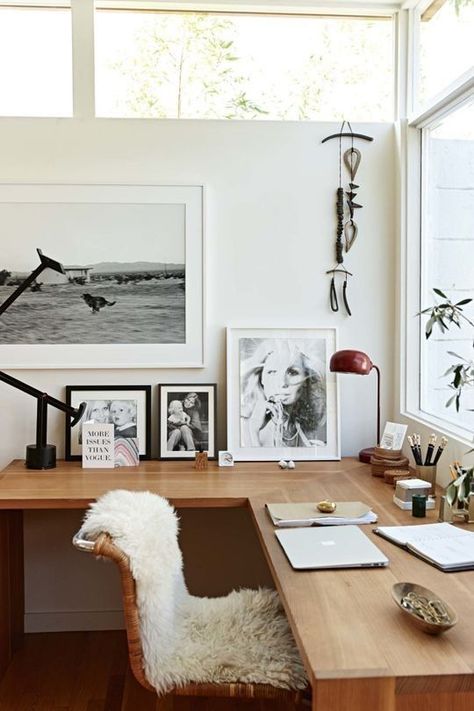 Womens Office Decor, Silver Lake California, Design Interior Modern, Office Goals, Business Bookkeeping, Corporate Office Design, Interior Design Per La Casa, Home Office Inspiration, Creative Office