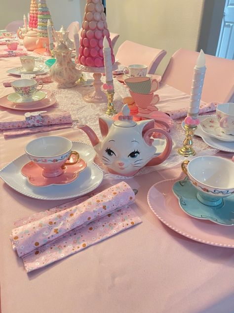 Aristocats Tea Party, Aristocrats Marie Birthday, Aristocrats Birthday Party, Marie Aristocats Birthday Party, Aristocats Birthday Party, Hello Kitty Tea Party, Marie Kitty, Aristocats Party, Pink Tea Party