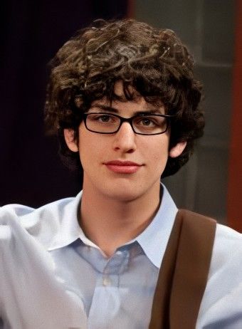 Robbie Victorious, Scarves In Summer, Ugly Actors, Robbie Shapiro, Nerdy Men, Matt Bennett, Sully Monsters Inc, Icarly And Victorious, Nerdy Guys