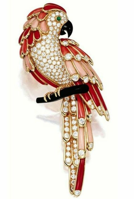 Parrot Jewelry, Van Cleef And Arpels, Diamond Brooch, Bird Brooch, Popular Jewelry, Bird Jewelry, Silver Pendants, Van Cleef Arpels, Van Cleef