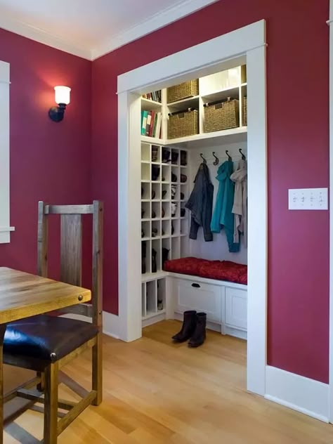 Closet Turned Mudroom, Coat Closet Makeover, Coat Closet Ideas, Small Coat Closet, Coat Cupboard, Diy Kast, Closet Mudroom, Front Hall Closet, Front Closet