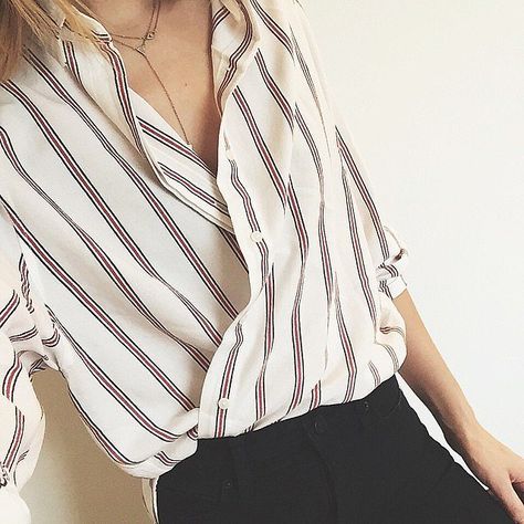 Even one of your "work" tops can become after-hours appropriate with this trick. It's a great way to switch up your style for happy hour. Black And White Outfit, Popsugar Fashion, Old Shirts, Boyfriend Jean, Fashion Blogger Style, Work Tops, Work Wardrobe, Looks Style, Mode Inspiration