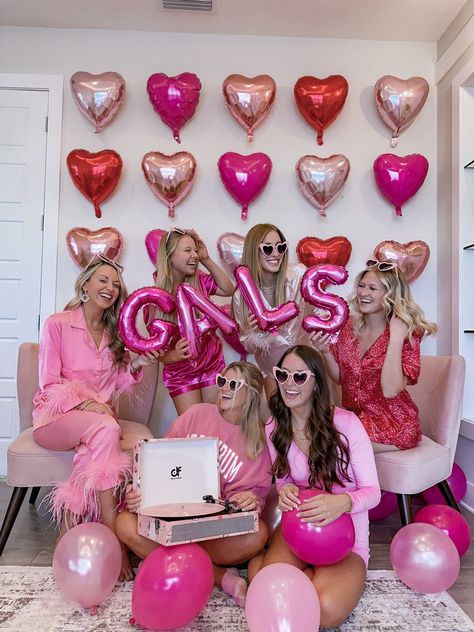 best friend photoshoot inspo Best Friend Valentines Photoshoot, Galentines Group Photoshoot, Valentine Inspo Photoshoot, Conversation Heart Photoshoot, Galentines Photoshoot With Friends, Galentines Photoshoot Backdrop, Galentines Photoshoot Poses, Valentines Photoshoot Backdrop, Galentines Party Pictures