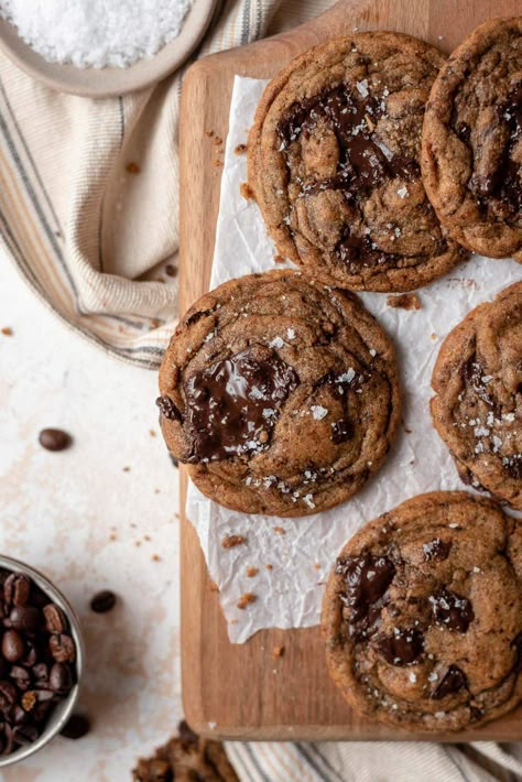 Espresso Chocolate Chip Cookies The Boy Who Bakes, Perfect Chocolate Chip Cookie Recipe, Best Chocolate Chip Cookie Recipe Ever, Perfect Chocolate Chip Cookies, Best Chocolate Chip, Chocolate Cookie Recipes, Chocolate Chip Cookie Recipe, Oreo Dessert, Chewy Chocolate Chip