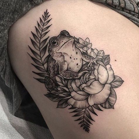 Frog and flowers tattoo by Katrina @sondertattoo  Portland Oregon. #flower #flowertattoo #frogtattoo #portlandoregon #portlandtattoo #blackandgreytattoo #tattoo #tattoosnob #tattooartist Toad Tattoos, Frog Tattoo Ideas, Toad Tattoo, Detailed Tattoo Designs, Frog Tattoo, Anklet Tattoos, Tattoo Time, Frog Tattoos, Tattoo Symbols