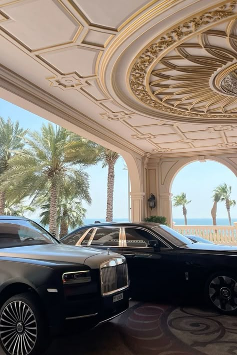 Luxury Hotel Aesthetic, Arab Money, My Life Is Beautiful, Private Jet Travel, Hotel Aesthetic, Glamorous Interiors, Billionaire Lifestyle Luxury Living, I Am So Lucky, Dubai Cars