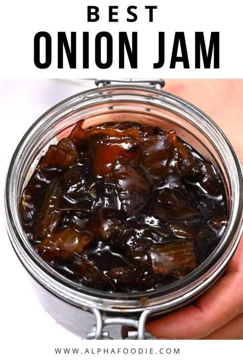 This 6-ingredient caramelized onion jam is rich, sweet, jammy, and packed with flavor (and no pectin!) – perfect for enjoying with a cheese board, over burgers, at Thanksgiving, in a grilled cheese, and more! Preserve Onions, Garden Preserving, Caramelized Onion Jam, Onion Jam Recipe, Homemade French Onion Dip, Balsamic Vinegar Recipes, Savory Jam, Balsamic Onions, Gourmet Appetizers