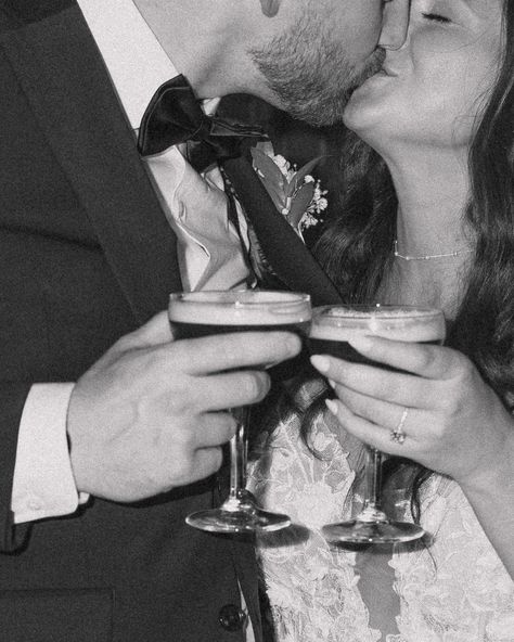 POV: You order espresso martinis to have for your couples portraits on your wedding day 😍 @valleyviewfarmwedding and their Muse Cider Bar delivered! ☕️🍸 Venue, Planning, Bar & Catering: @valleyviewfarmwedding Photographer: @jessbiancardiphotography DJ: @micstylz Florist: @idoflowerseasthampton Dress: @alexandrasbridalboutique Makeup: @thebeautystudioma Hair: @arrowsalonprov @elysefarnshair Rentals: @spike_events Baker: @frostedswirlcupcakes Dog Sitter: @sarahspetservices Transportation: @f.... Couple Drinking, Cider Bar, Espresso Martinis, Wedding Toast, Bar Catering, S Pictures, Couples Portraits, Cheer Pictures, Photography Pictures