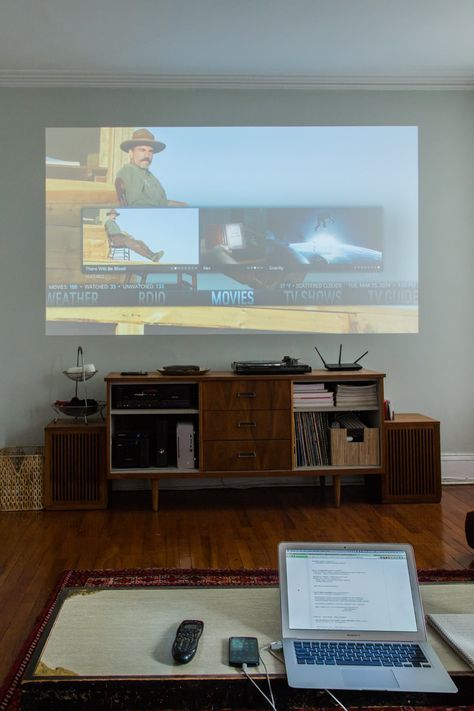 Projector Screen Living Room, Projector Screen Ideas, Projector In Bedroom, Projector Wall, Tv Projector, Best Projector, Home Theater Setup, Brooklyn Brownstone, Home Theater Rooms