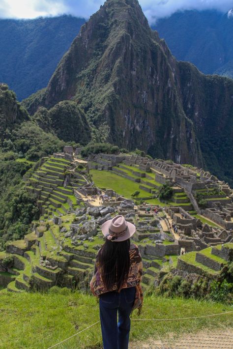 Machu Picchu❤ Machu Picchu Photos, Manchu Pichu Peru, Machu Pichu Poses, Hiking Machu Picchu, Peru Travel Aesthetic, Machu Picchu Peru Aesthetic, Machu Pichu Hike, Machu Picchu Aesthetic, Outfits Cusco Peru