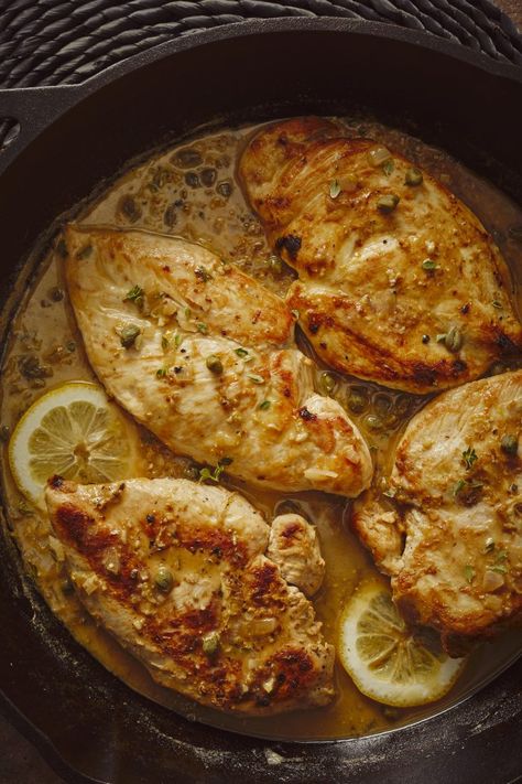 EASY CHICKEN PICANTE | Manitoba Chicken Chicken Picante Recipe, Chicken Picante, Keto Chicken Piccata, Picante Chicken, Top Chefs Recipes, Chicken Recipes Shredded, Easy Chicken Piccata, Easy Chicken Marsala, Thyme Sauce