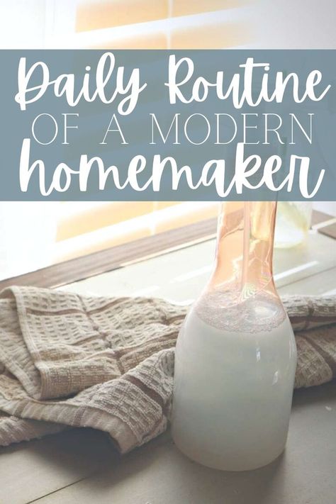 Homemaking Schedule, Modern Homemaker, Morning Routines List, Spring Cleaning List, Homemaker Schedule, Simple Cleaning Routine, Organised Housewife, Happy Homemaking, Tidy House