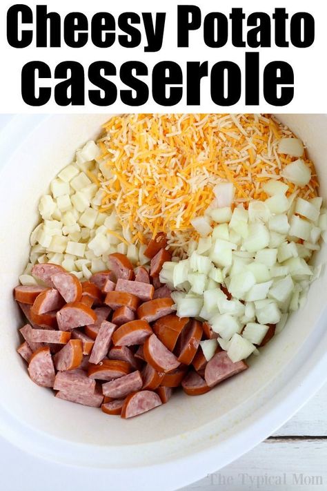 Cheesy Crockpot Potatoes, Crockpot Potatoes, Crockpot Potato, Cheesy Breakfast, Dinner Sausage, Cheesy Potato Casserole, Cheesy Potato, Crockpot Dinners, Crock Pot Chicken