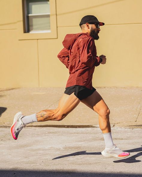 Running Style Mens, Nike Running Outfit Men, Men’s Running Outfit, Runner Outfit Man, Winter Jogging Outfit, Jogging Outfit Men, Running Winter Outfit, Jogging Outfit Winter, Mens Running Outfit