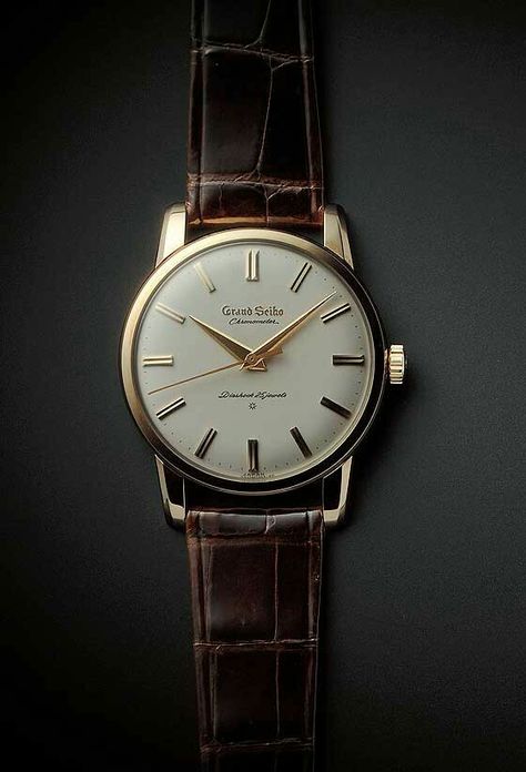 Best Watch Brands, Citizen Watches, Japanese Jewelry, Seiko Men, Gold Moon Necklace, Grand Seiko, Seiko Watch, Best Watches For Men, Vintage Watches For Men