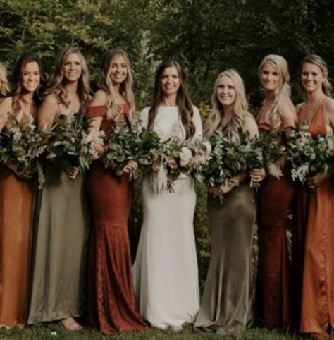 Autumn Wedding Dress Bridesmaid, Color Bridesmaid Dresses, Bridesmaid Dresses Fall, Mixed Bridesmaid Dresses, Fall Wedding Bridesmaids, Brown Bridesmaid Dresses, Rust Bridesmaid Dress, Fall Bridesmaids, Orange Bridesmaid Dresses