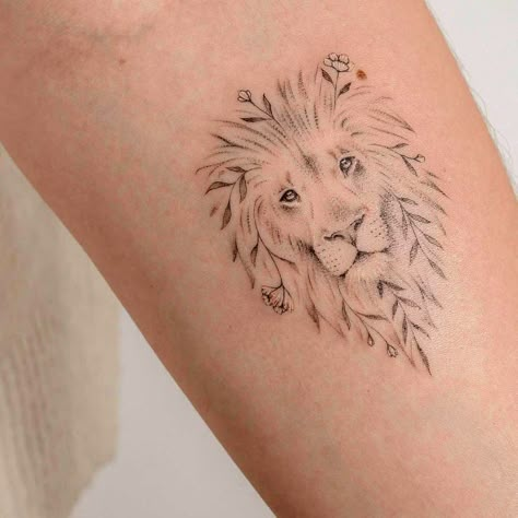 37 Extraordinary Lion Tattoo Designs Lion And Poppy Tattoo, Delicate Lion Tattoo, Lion With Flowers Tattoo For Women, Small Lioness Tattoo, Female Lion Tattoo Design, Mandala Lion Tattoo, Small Lion Tattoo For Women, Lion Tattoo With Flowers, Simple Lion Tattoo