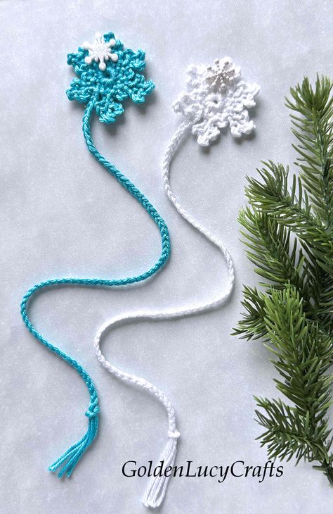 Useful Crochet Christmas Gifts, Crochet Bookmark Corner, Crochet Paperclip Bookmark Free Pattern, Easy Bookmark Crochet, Lace Crochet Bookmark Pattern, Crochet Christmas Bookmarks, Crochet Bookmarks For Men, Easy Crochet Applique Patterns Free, Quick Crochet Bookmark