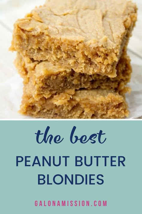 If you are looking for the perfect blondie recipe, give these easy Peanut Butter Blondies a try! They have the perfect balance of peanut butter with a fudgy center! So good. Peanut Butter Blondies Recipe, Peanut Butter Desserts Easy, Blondies Recipe Easy, Peanut Bars, Butter Dessert Recipes, Peanut Butter Blondies, Blondie Bars, Peanut Butter Bars Recipe, Peanut Butter Dessert