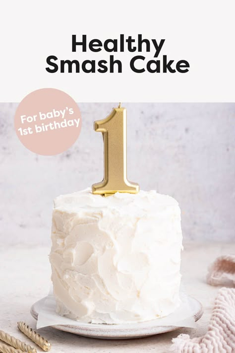 This healthy smash cake is perfect for baby’s first birthday. It’s made with almond flour, banana and has no added sugar. Baby Smash Cake, Diy Smash Cake, Healthy Smash Cake, Smash Cake Recipes, Smash Box, Eating Bird Food, Baby Cake Smash, Smash Cake Boy, Cake White