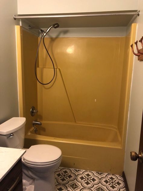 Shower Makeover Diy, Fiberglass Shower Stalls, Bathtub Makeover, Color Bathtub, Tub Paint, Cheap Bathtubs, Tub Refinishing, Shower Makeover, Plastic Bathtub