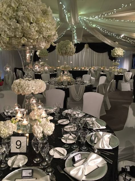 Black And White Theme Quinceanera, Black Theme Sweet 16 Party Ideas, Monochrome Wedding Party, Black Quince Venue Ideas, Quince Reception Ideas, Black Ceiling Draping Wedding, Black White And Silver Quince, Black And White Themed Sweet 16, Sweet 16 Cakes Black And Silver