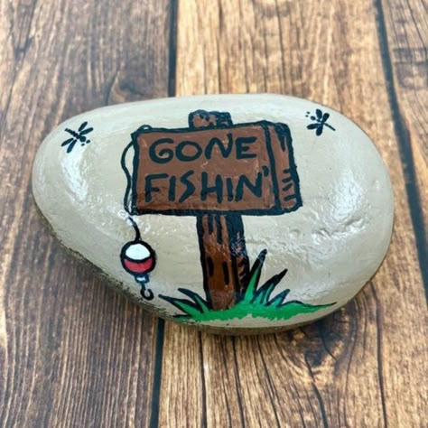 I Love How It Turned Out. I Used Acrylic Paints And A Sealer For Long Life. I Can Do Custom Work, Pls Send A Request With Details Or Graphics. I Love Painting And Hope This Rock Gives You As Much Joy As It Did Me In Creating It. Makes A Great Gift Or Added Addition To A Rockbed, Potted Plant. ~~All Rocks Are Made To Order! Painted River Rocks, Diy Rock Art, Rock Garden Design, Fishing Bobber, Dad Love, Fish Crafts, Painted Rocks Diy, Rock Painting Patterns, Painted Stone