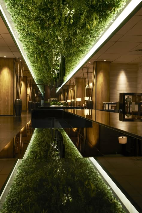 GREEN BELT LOUNGE by Prism Design Bar Design Awards, Wuxi, Biophilic Design, Green Belt, Green Architecture, Spa Design, W Hotel, Green Walls, Bar Design Restaurant