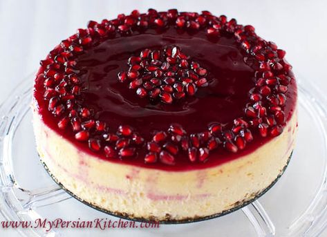 Pomegranate Recipes Dessert, Cheesecake Flavours, Pomegranate Cheesecake, Pomegranate Cake, Pomegranate Dessert, Food Persian, Pomegranate Syrup, Persian Desserts, Chai Cake