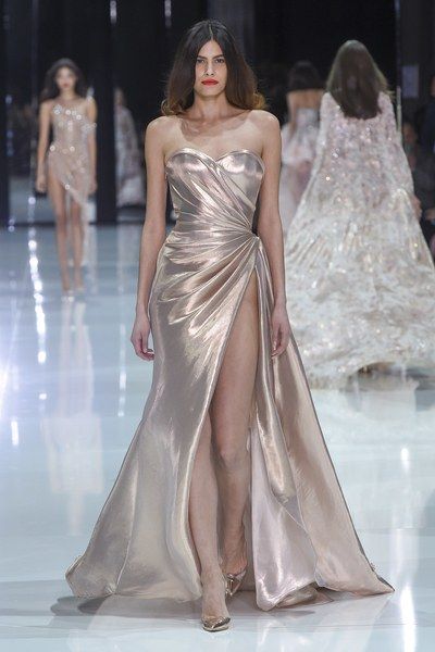 Ralph Russo, Gaun Fashion, Ralph And Russo, Julien Macdonald, Haute Couture Dresses, Couture Mode, Vogue Australia, Fashion Weeks, Wedding Outfits