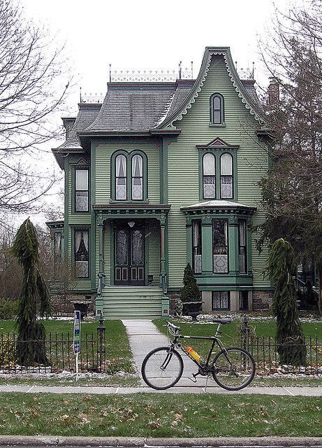 Victorian Houses                                                       … Victorian Style Homes, Casas Coloniales, Craftsman Bungalows, Victorian Houses, Victorian Architecture, Cute House, House Paint Exterior, Style At Home, Gothic House