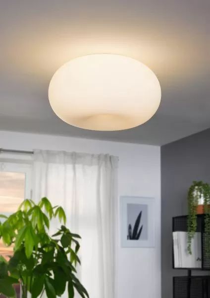 Optica - Plafones Eglo | Lightshop.com New Home Lighting, Stairs Landing, Globe Ceiling Light, Dome Ceiling, Hall Stairs, Ceiling Lamps Bedroom, Bedroom Ceiling Light, Opal White, Ceiling Rose