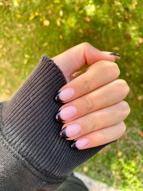 Glitter black french tips nail Black Glitter French Tip Nails, Sparkle French Tip, Sparkly French Tip Nails, Sparkly French Tips, Hoco Nails, Glitter French Tips, Black French Tips, Black Sparkly Dress, Nails Now