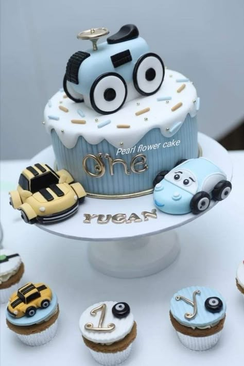 One Year Car Birthday, 1st Birthday Cake Car Theme, Birthday Kek, Blue Car Birthday Cake, Blue Car Cake, Vintage Car First Birthday Boy, Cars Theme Cake, Second Birthday Cakes, Cars Birthday Cake