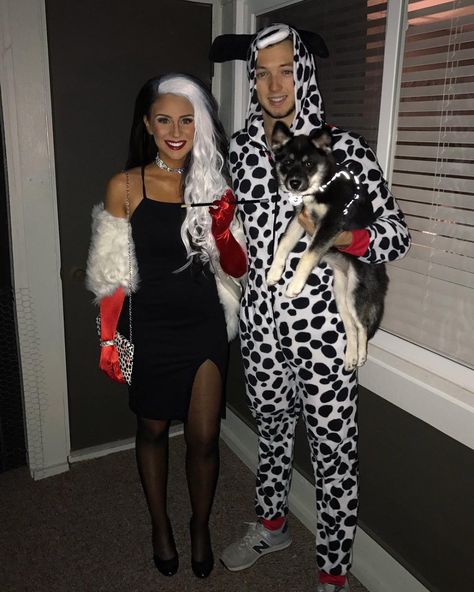 Sierra (@sierrainthecity) • Instagram photos and videos Diy Cruella Deville Costume, Cruella Deville Costume, Friend Costumes, Zombie Bride, Villain Costumes, World Of Disney, Cruella Deville, Couples Halloween Outfits, The Last 10 Years