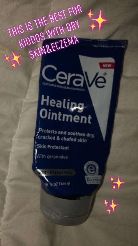 CeraVe Healing Ointment works wonders on dry skin & eczema! For children and adults! Cera Ve Healing Ointment, Cerave Healing Ointment, Cera Ve, Skin Hacks, Chafed Skin, Healing Ointment, Pretty Skin, Health Skin Care, Nails Coffin