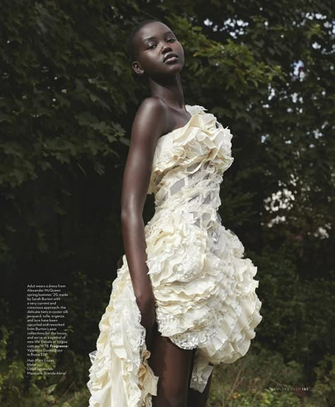 Adut Akech, Alexander Mcqueen Dresses, Magazine Vogue, Model Inspo, Model Aesthetic, Vogue Australia, Black Women Fashion, Vogue Magazine, Ely