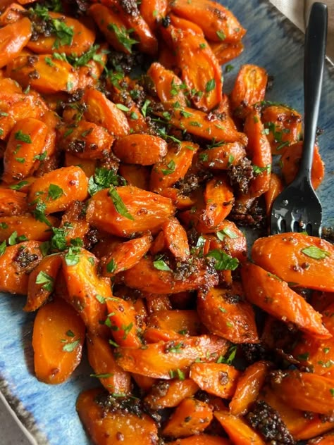 Maple Dijon Roasted Carrots - Something Nutritious Maple Dijon Roasted Carrots, Carrots In Oven, Maple Roasted Carrots, Roasted Baby Carrots, Traditional Holiday Recipes, Maple Glazed Carrots, Lunch At Home, Refreshing Salads, Spiced Cauliflower