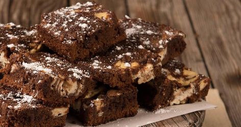 Guilty pleasure is pulling double duty with these Amaretto Marbled Brownies. Crunchy around the edges with a fudge filled center, Traeger is changing beer pong to brownie pong for your next party. Marbled Brownies, Candy Cake Pops, Traeger Cooking, Grilled Desserts, Baked Recipes, Chocolate Souffle, Pellet Grill Recipes, Traeger Recipes, Pellet Grills