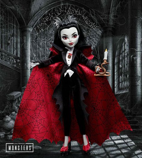 Monster High 2022 Skullector Doll - Count Dracula Draculaura - Mattel Creations Dracula Outfit, Dracula Doll, Monster High Wiki, Large Spiders, Hanging Bat, Arte Monster High, Dolls Hair, Classic Tuxedo, Love Monster