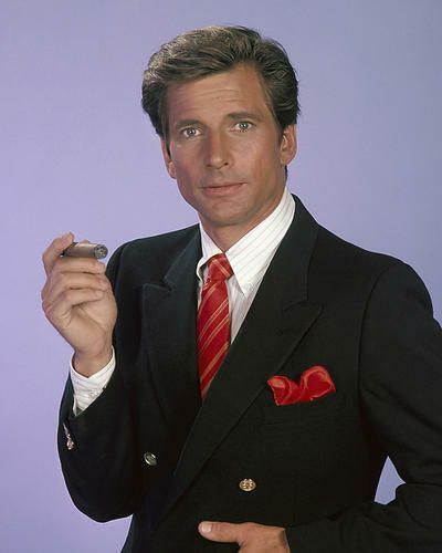 Dirk Benedict as 'Lieutenant Templeton "Faceman" Peck' in the TV series "The A-Team" (1983-87) Dirk Benedict, 80s Stuff, Childhood Tv Shows, Suit Men, Retro Tv, Team Photos, The A Team, Days Gone, Movie Stars