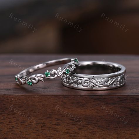 Here we have a 2pcs Couple Rings Set Inspired Leaf Emerald Engagement Rings For Women Vintage Leaf Wedding Band For Men Unique Wedding Anniversary Ring Set. ITEM DESCRIPTION ✦ Handmade, high-quality item! ✦ Material: Sterling Silver/10K/14K/18K/Platinum ►Sold as a two-piece set ►His ring is Sterling Silver/White Gold ►His band width: 5mm ►Her ring is Sterling Silver/White Gold.(can be made in 10/14/18k white/rose/yellow/black gold) ►Stone: 1.5mm round cut lab green emerald ►Her band width: 3mm ► Masculine Promise Ring, Forest Themed Engagement Ring, Wiccan Wedding Rings, Masculine Engagement Rings Silver, Emerald Wedding Rings Silver, Fantasy Wedding Ring Set, Unique Wedding Rings His And Hers, Men’s Rings Wedding, Engagement Rings For Men Silver